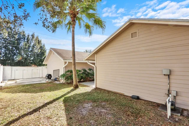 Residence photo 39