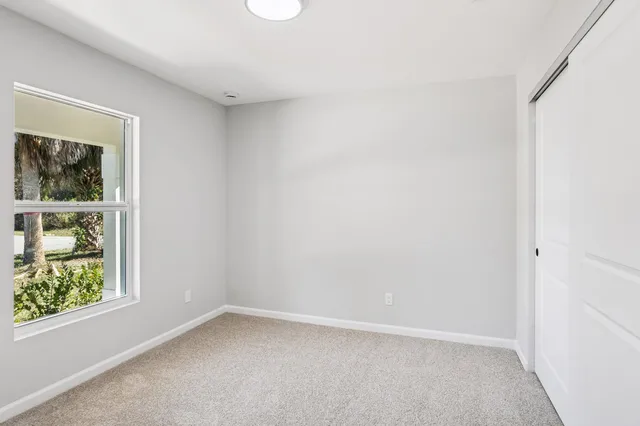  Residence photo 9
