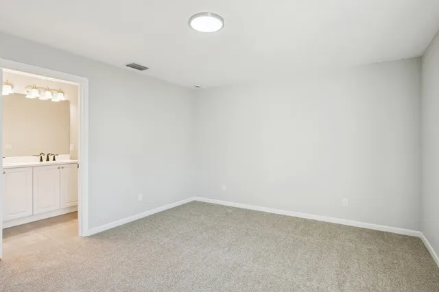  Residence photo 20