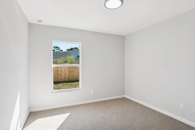  Residence photo 26