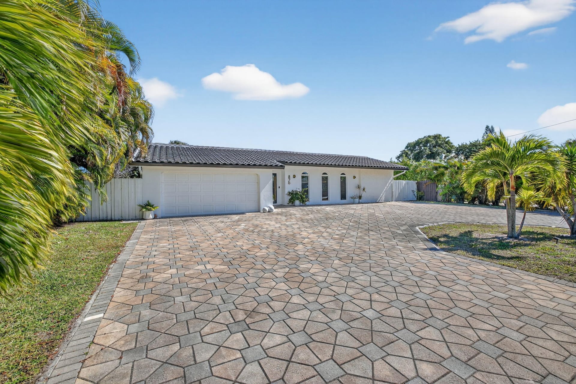 Residence photo 82