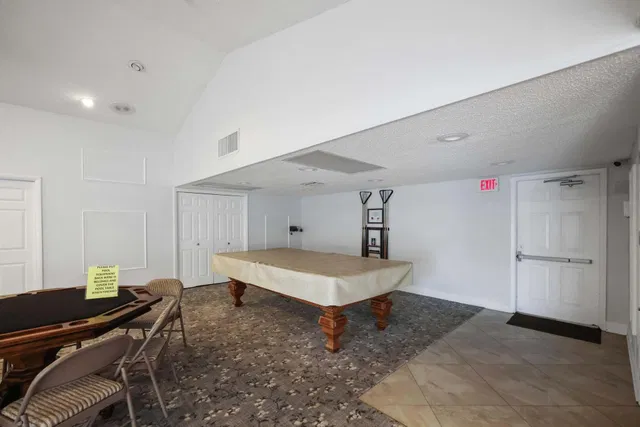 Residence photo 21