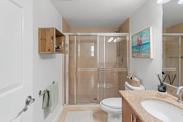 610 Clematis Unit 338 photo 16