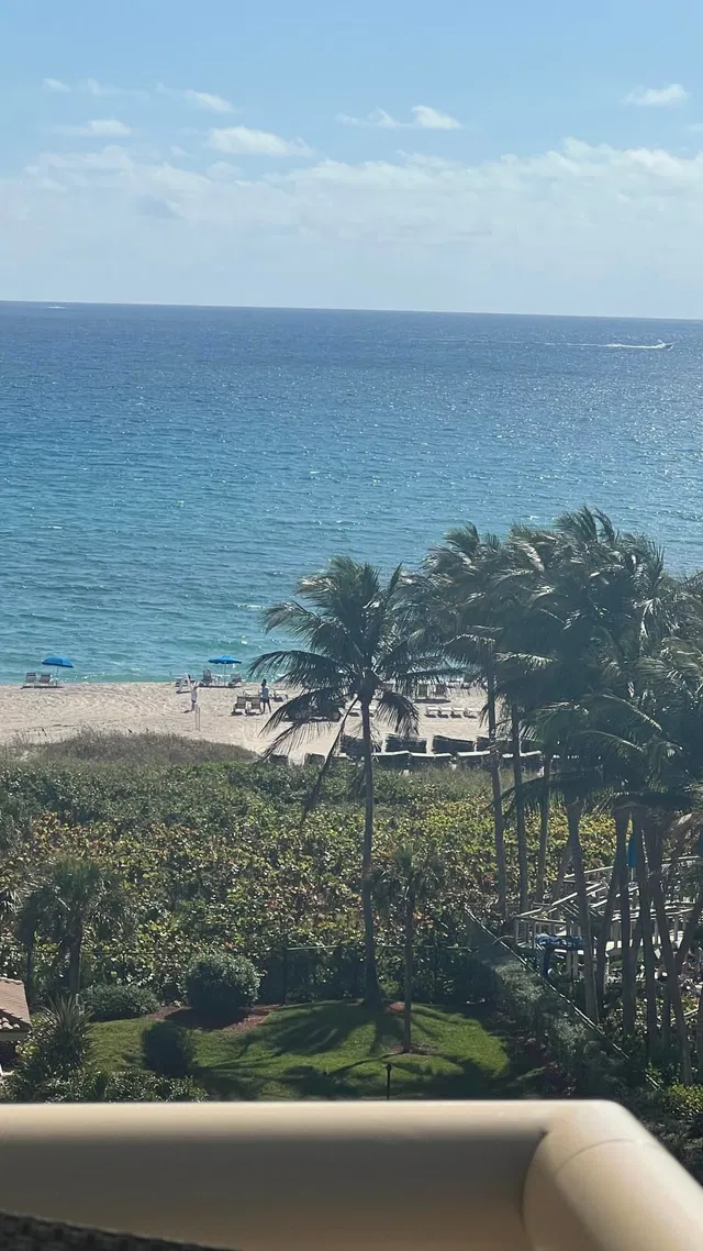 Singer Island Unit 906 photo 3