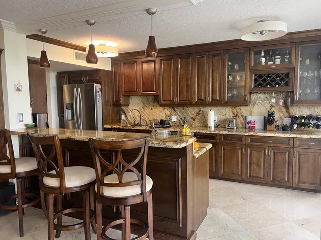 Singer Island Unit 906 photo 9