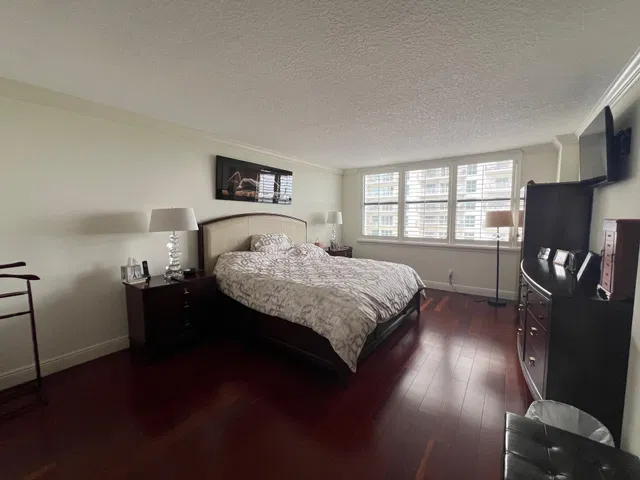 Singer Island Unit 906 photo 18