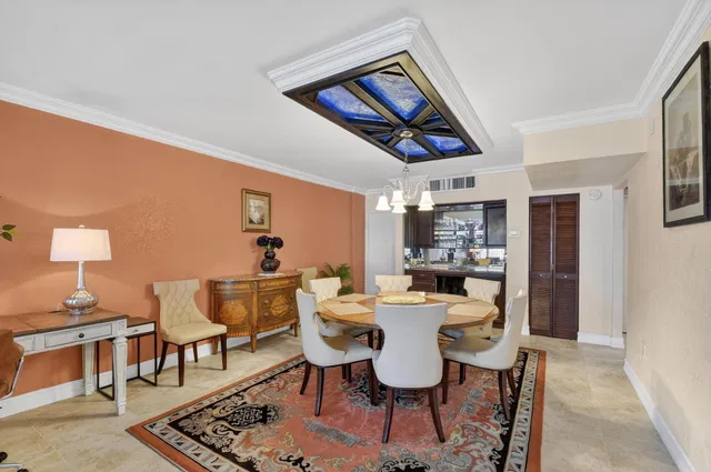 The Patrician of Palm Beach Unit 520 photo 3