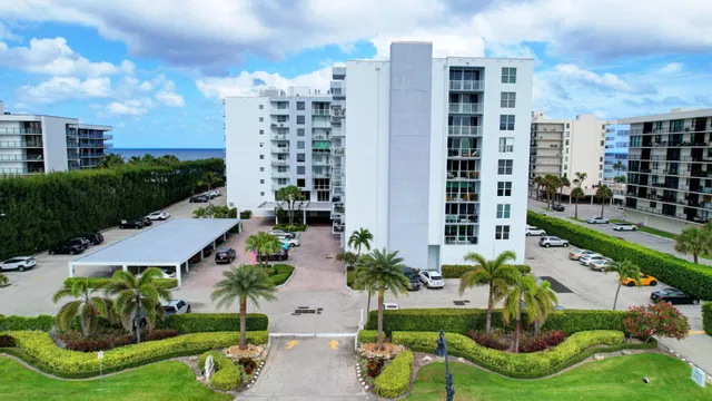 The Patrician of Palm Beach Unit 520 photo 21