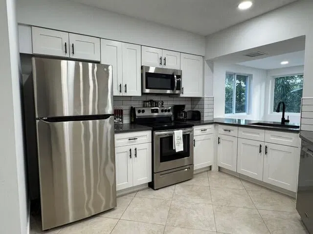 Residence photo 5