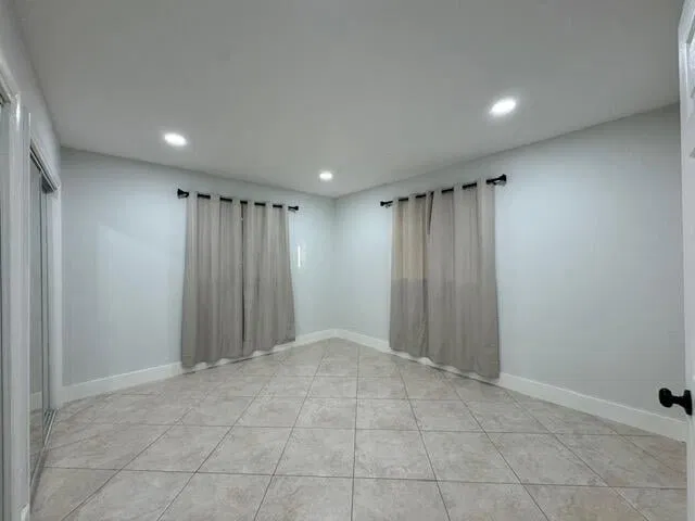 Residence photo 15