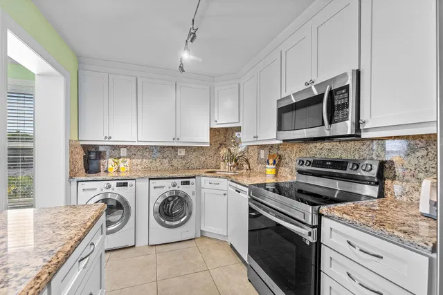 Boca Raton Unit 409 photo 16