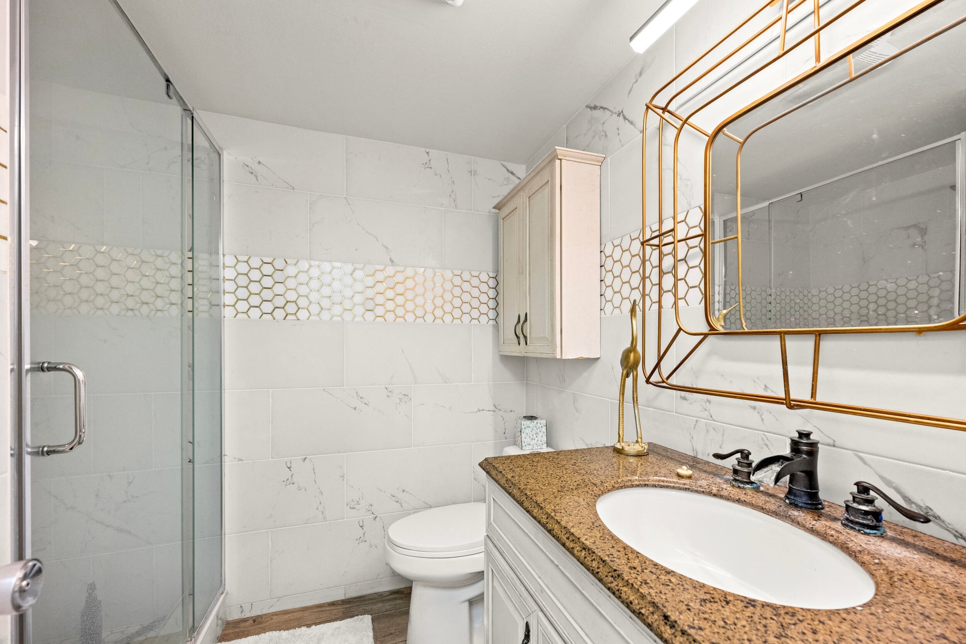Unit 402 photo 12