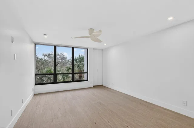 Boca West Country Club Unit 946 photo 12