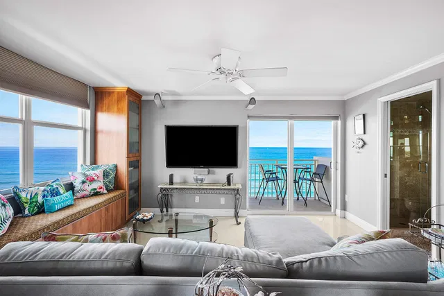 Unit 1008 photo 16