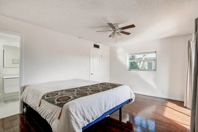 Residence photo 9