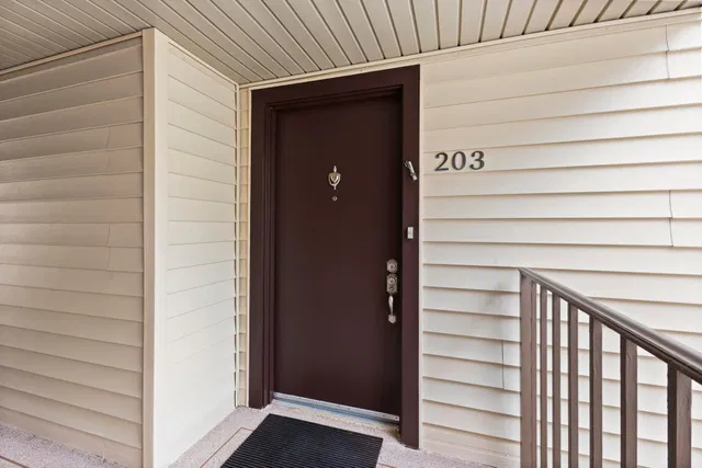 Unit 203 photo 31