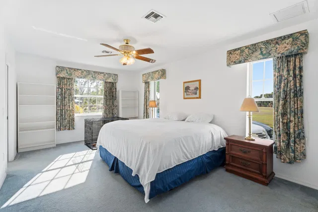 Residence photo 53