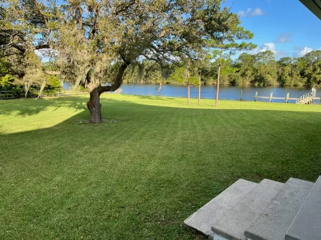 Residence photo 68