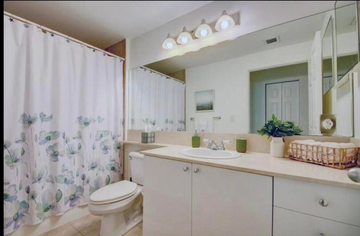  Unit 216 photo 31