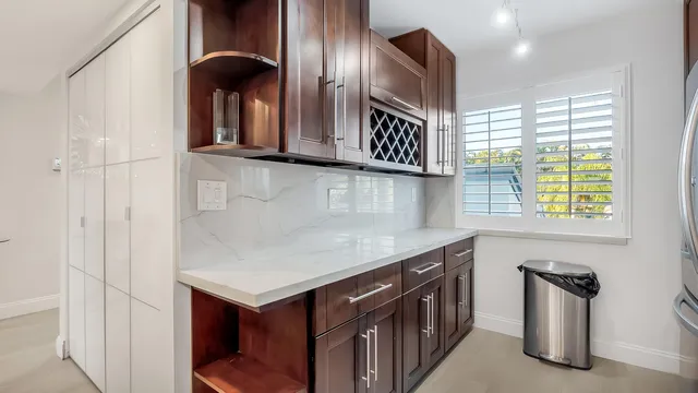 Unit 5150 photo 9