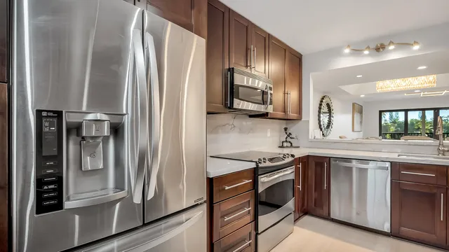 Unit 5150 photo 10