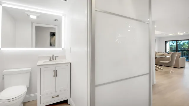 Unit 5150 photo 14
