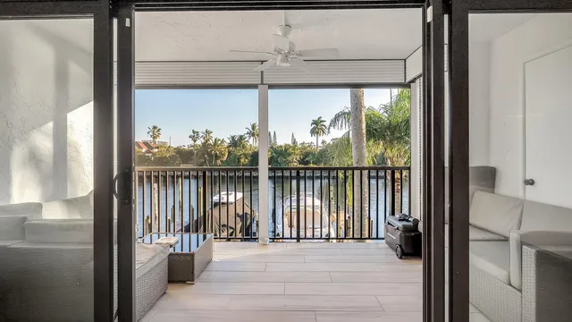Unit 5150 photo 15