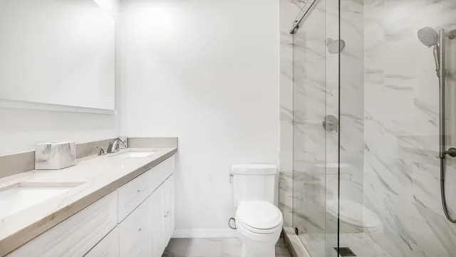 Unit 5150 photo 25