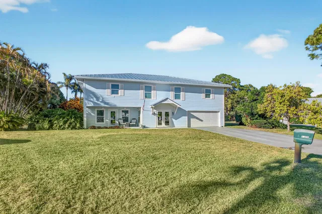 Residence photo 2