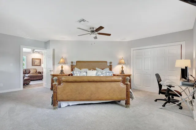 Residence photo 29