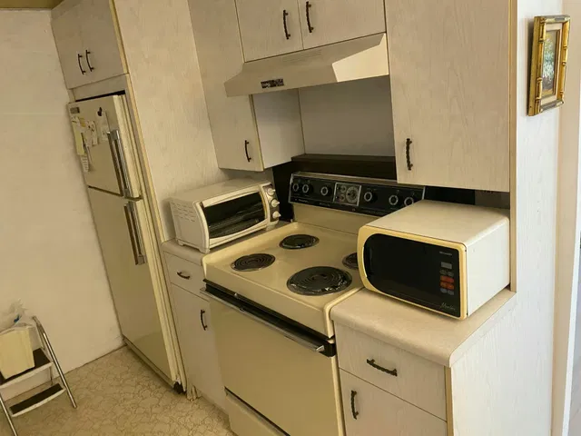  Residence photo 6