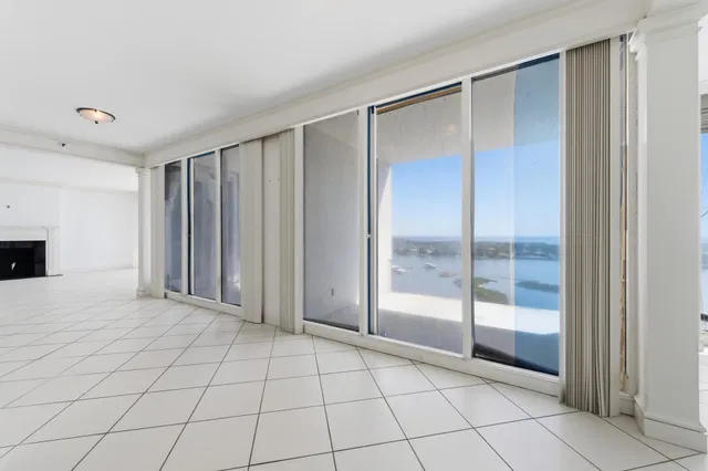 The Plaza of The Palm Beaches Unit 20b/c photo 6