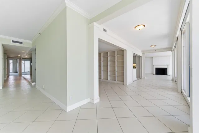 The Plaza of The Palm Beaches Unit 20b/c photo 7