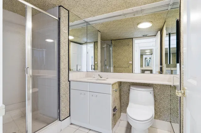 The Plaza of The Palm Beaches Unit 20b/c photo 13