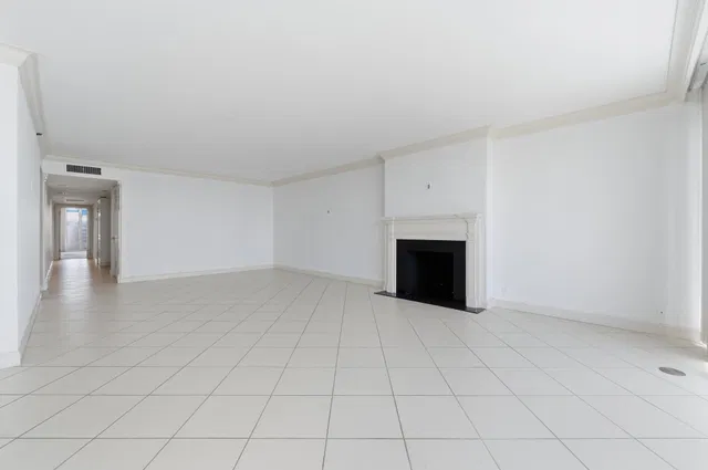 The Plaza of The Palm Beaches Unit 20b/c photo 23