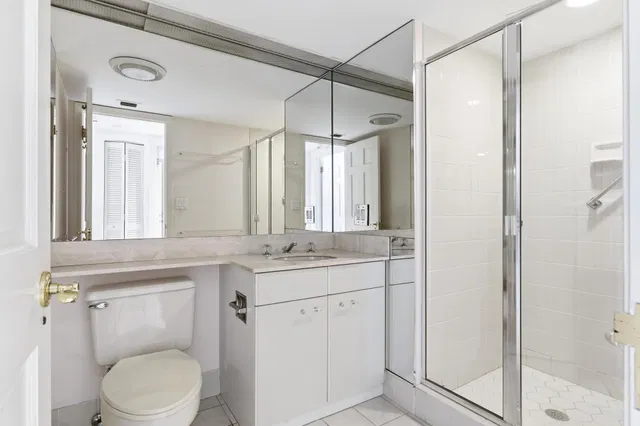 The Plaza of The Palm Beaches Unit 20b/c photo 25