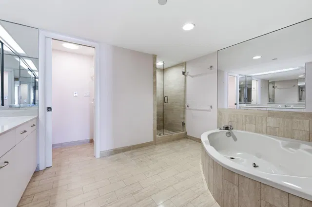 The Plaza of The Palm Beaches Unit 20b/c photo 29