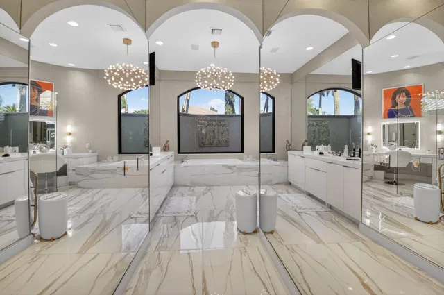 St. Andrews Country Club Residence photo 17
