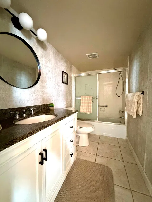 Unit 5110 photo 32