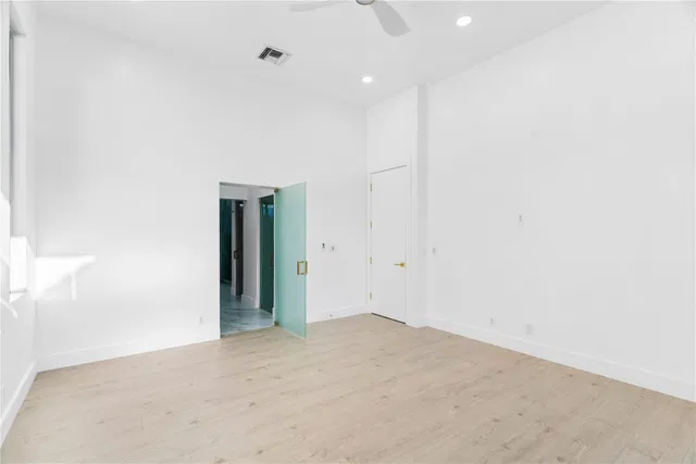  Residence photo 33