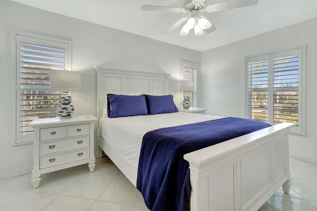 Unit 202 photo 13