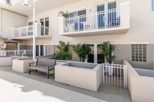 Downtown Delray Beach Unit 3 photo 28