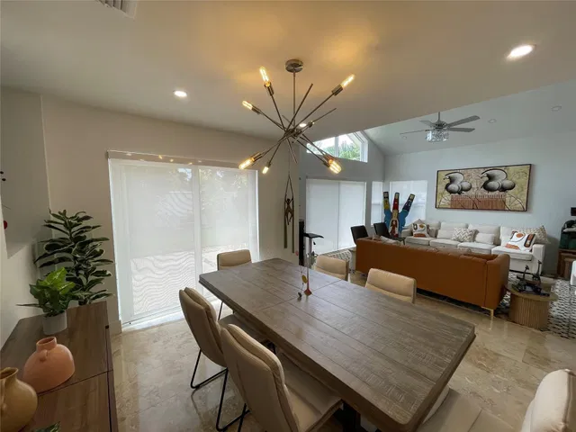  Residence photo 5