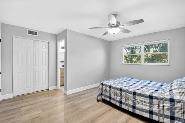 Unit 204 photo 21