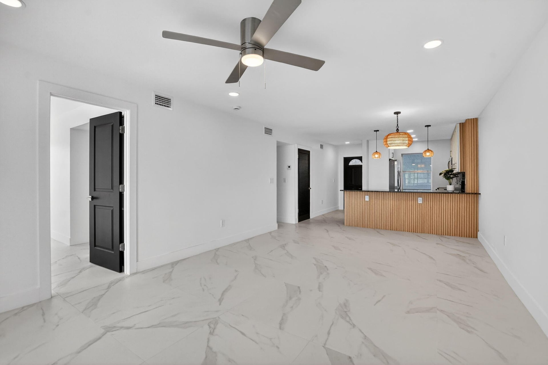  Unit 425 photo 14
