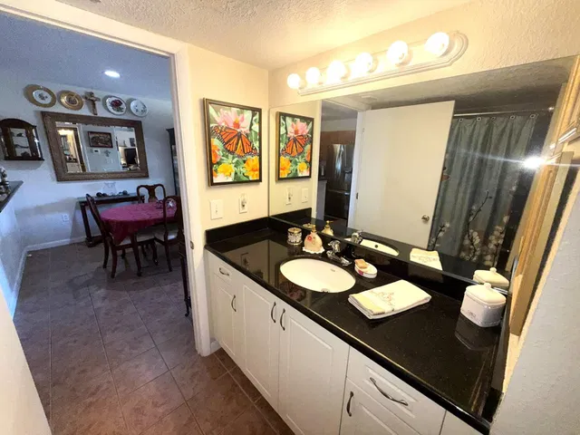  Unit 1106 photo 13