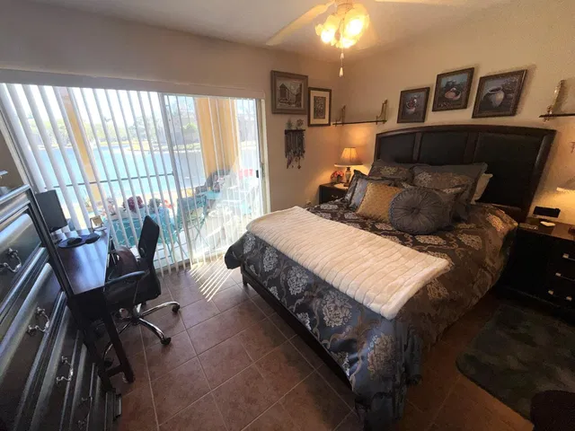  Unit 1106 photo 17