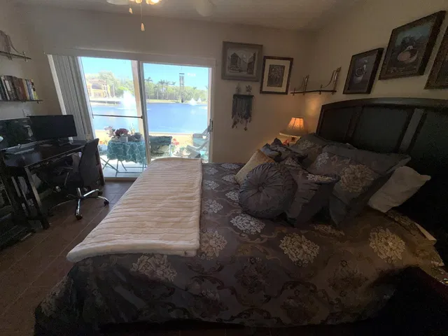  Unit 1106 photo 18
