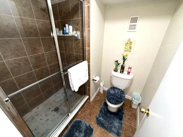  Unit 1106 photo 28