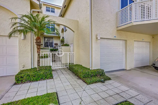 Residence photo 4